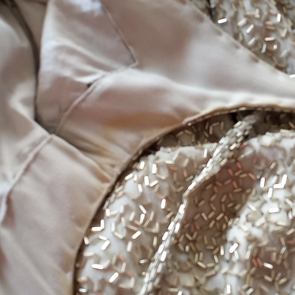 Georgous floor length entirely beaded silver gown... slight stained armpits... - Picture 5 of 6